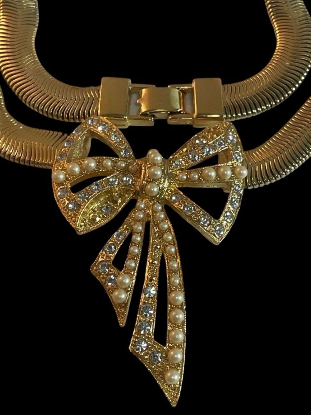 RICHELIEU Gold Tone Herringbone Necklace Rhinestone Pearl Bow Statement